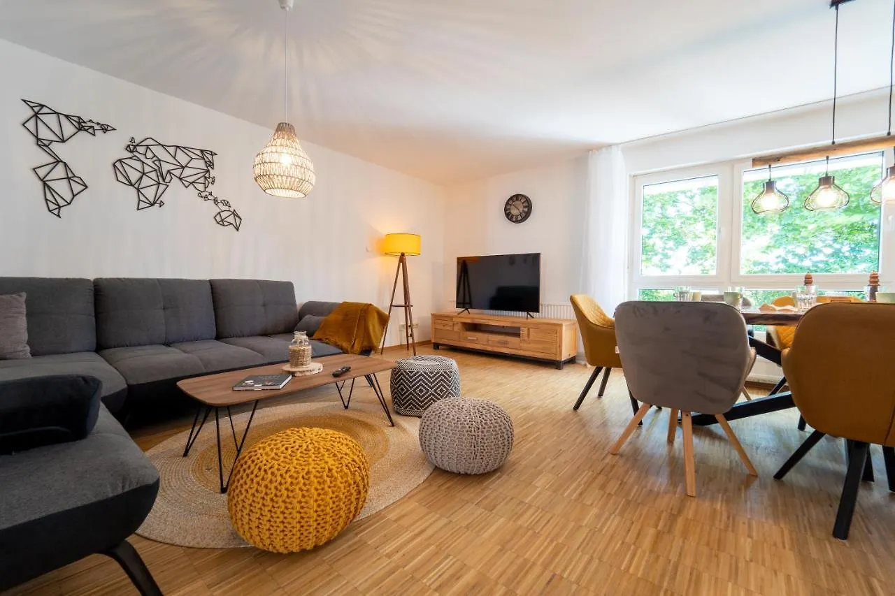 Dreamcation - Ehemaliges Pfarrhaus, 3D-Tour, 4 Sz, Terrasse, Bbq, Kueche, Garten, 140Qm Kelheim 0*,