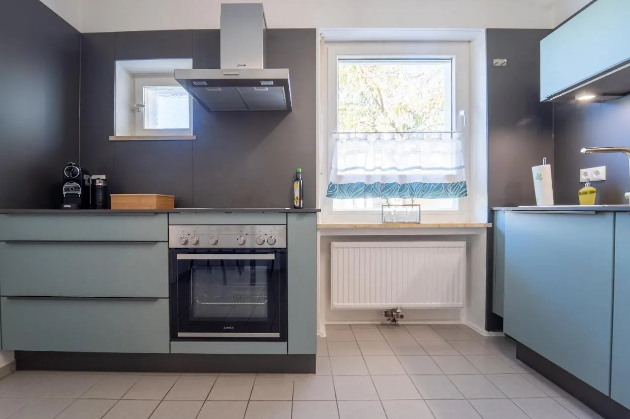 Dreamcation - Ehemaliges Pfarrhaus, 3D-Tour, 4 Sz, Terrasse, Bbq, Kueche, Garten, 140Qm Kelheim Germany