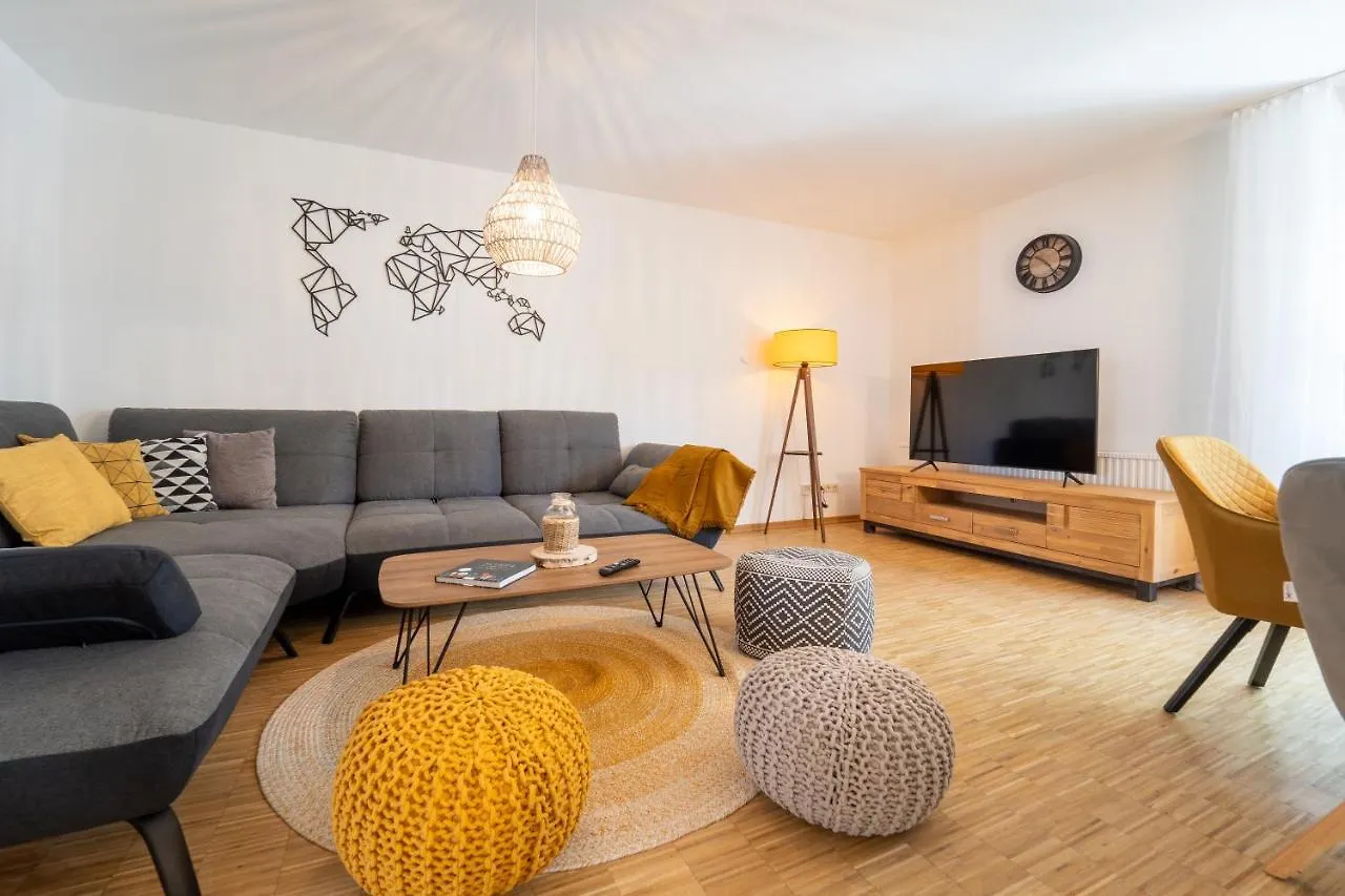 Dreamcation - Ehemaliges Pfarrhaus, 3D-Tour, 4 Sz, Terrasse, Bbq, Kueche, Garten, 140Qm location
